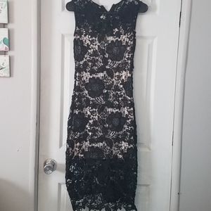 Black and tan flower lace dress